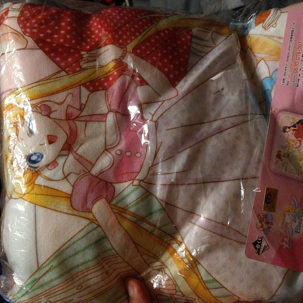 Sailor Moon Blankets - Picture 6 of 6